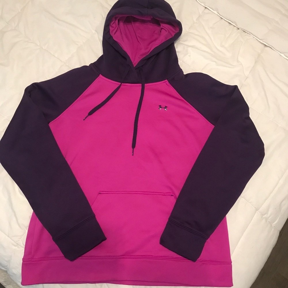 Under Armour Semi Fitted Hoodie